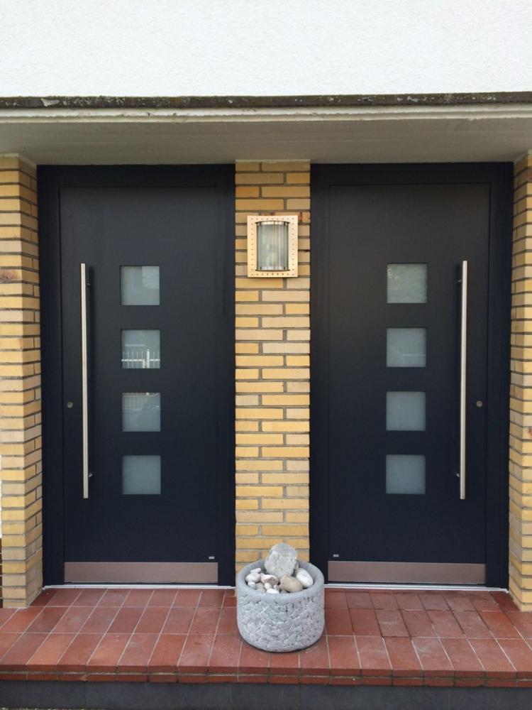 Pax Aluminium Haustur In Zeilsheim