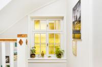 Sprossenfenster mit Bleiglas