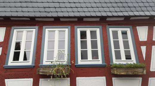 Fachwerkhaus mit Sprossenfenstern in Hofheim
