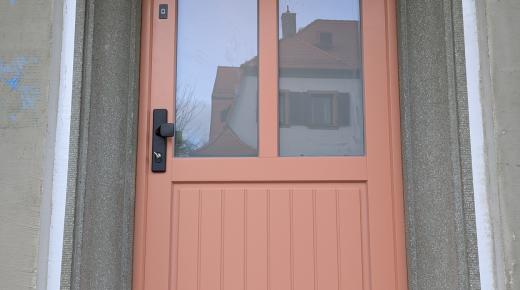 Holz-Haustür nachher