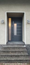 Aluminium-Haustür mit Fingerprint
