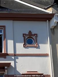 Rundes Holz-Fenster