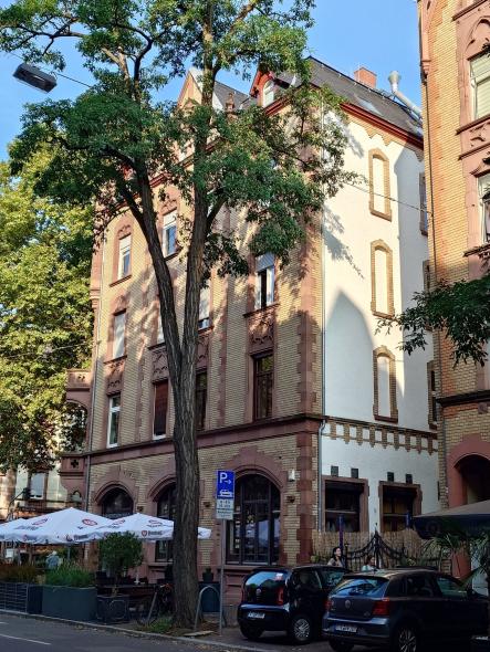 Holz-Fenster für Altbau in Frankfurt