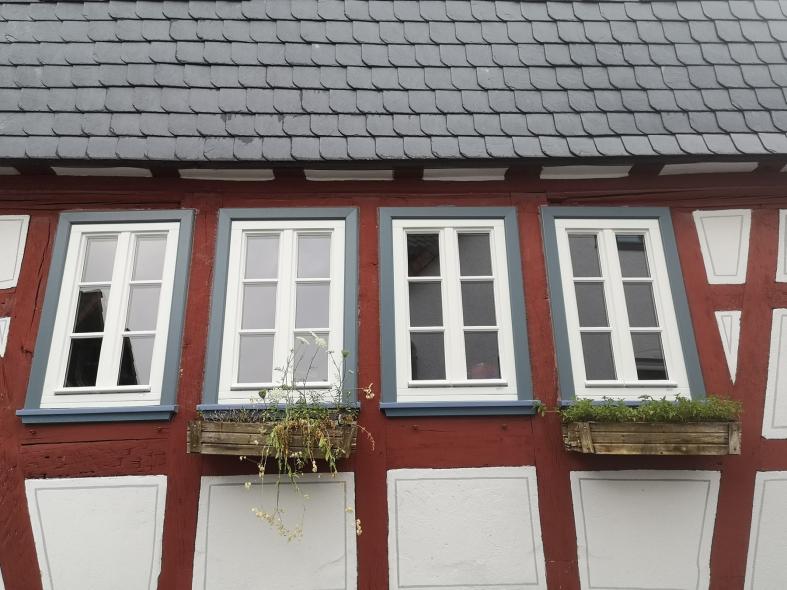 Fachwerkhaus mit Sprossenfenstern in Hofheim