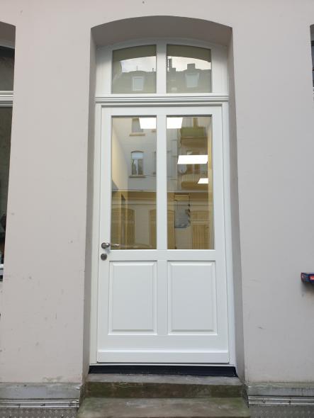 Haustür Altbau nachher
