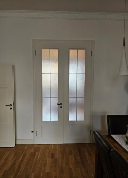 Flügeltür mit Sprossenglas