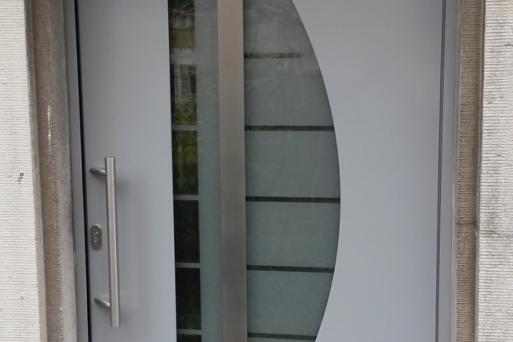 PaX Haustür mit Glaseinsatz